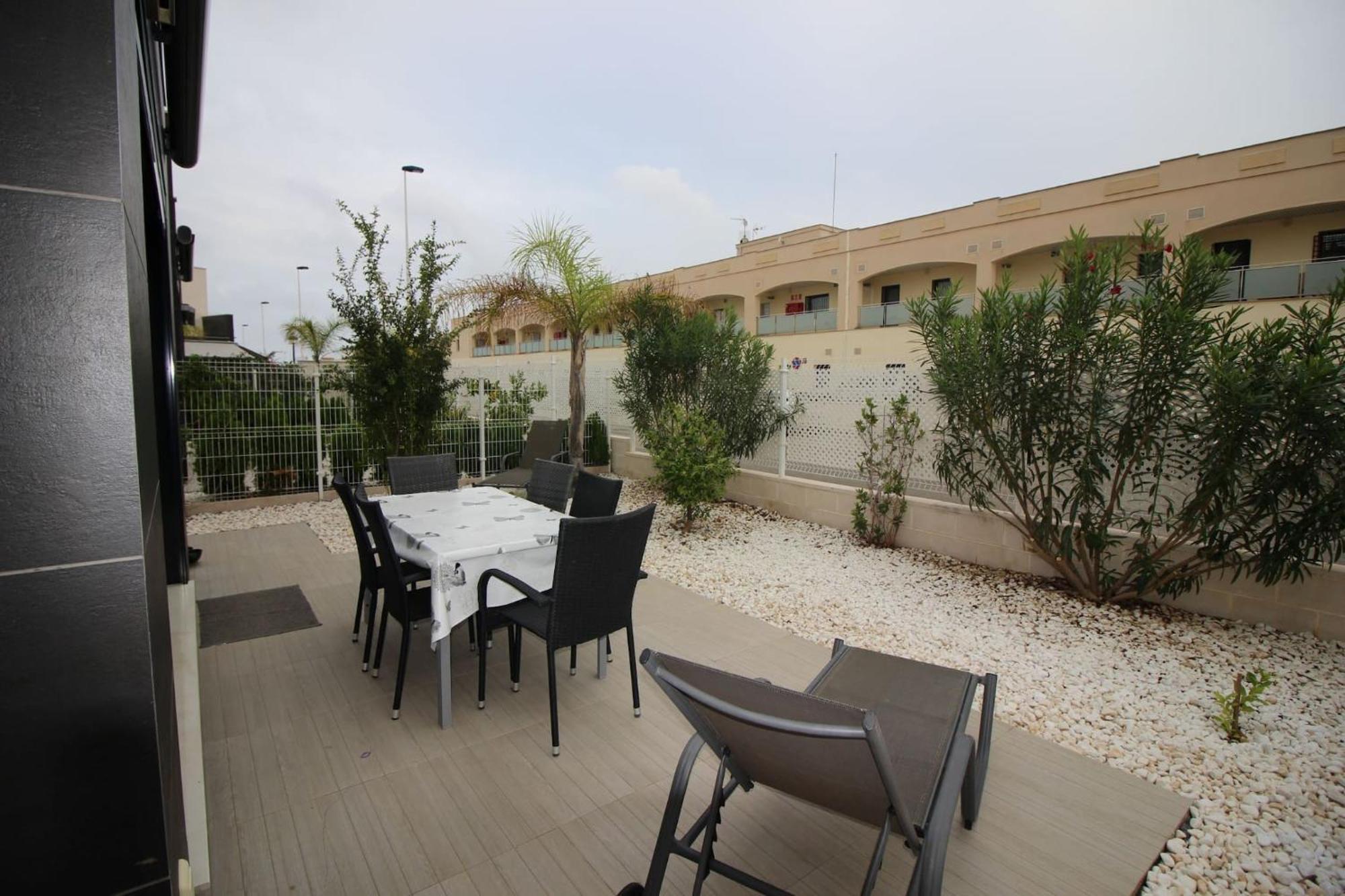 Villa Tindra Torrevieja Exterior foto